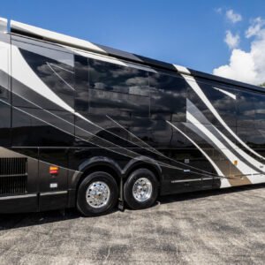 2021-Prevost-Emerald-Exterior