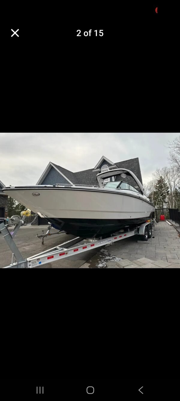 2022 Monterey 298 SS